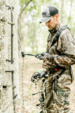 REFLECTIVE Treestand Lifeline Rope for Hunting - 30 ft Harness Lifeline Reflective with Prusik Knot and Single Carabiner -Proven Wild